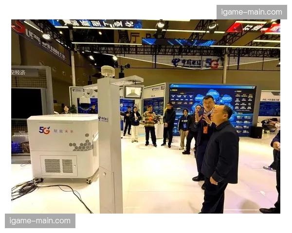 科技赋能场馆：智能座椅、无线充电与超快WiFi，如何为现场观众创造“第二屏幕”体验？