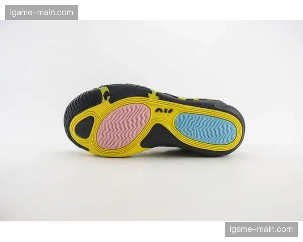 运动品牌加大防守型球员签名鞋投入，市场关注度提升